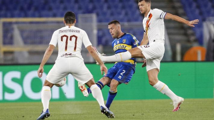 Alves svetta, Kulusevski due passi indietro