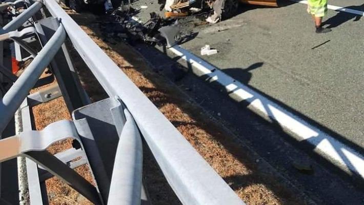 Scontro frontale, due morti