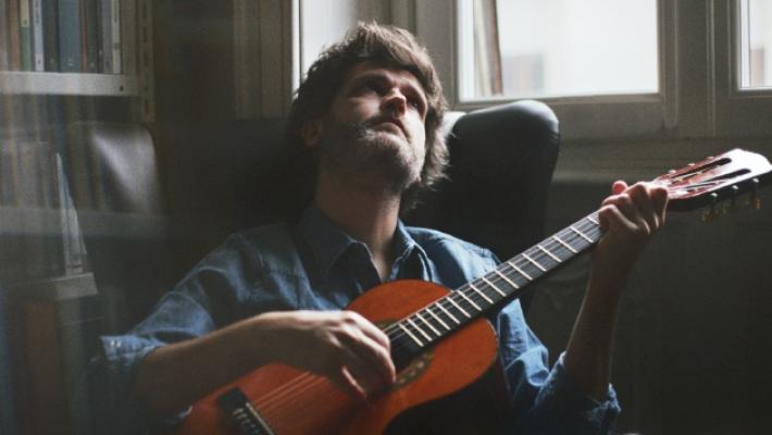 Dente: «Il mio disco intimo e caloroso»