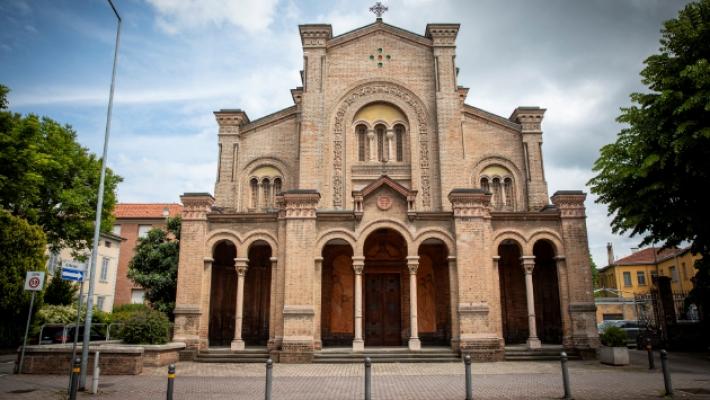 Furto sacrilego in chiesa: forzato anche il tabernacolo