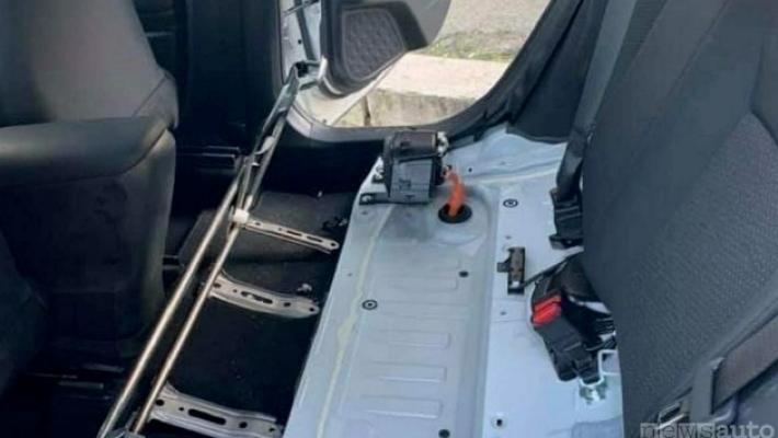 Auto ibride: i ladri fanno razzia di batterie