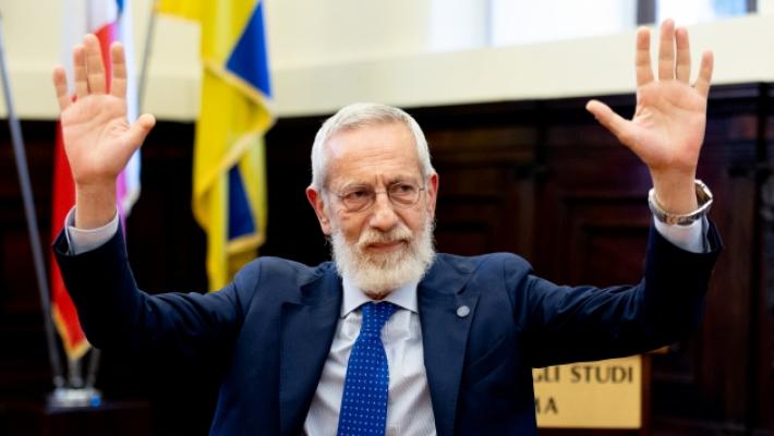 È Martelli il nuovo rettore: “Non perderò mai di vista il bene comune”