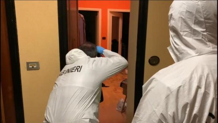 Trans morto in casa a Milano, ucciso a coltellate