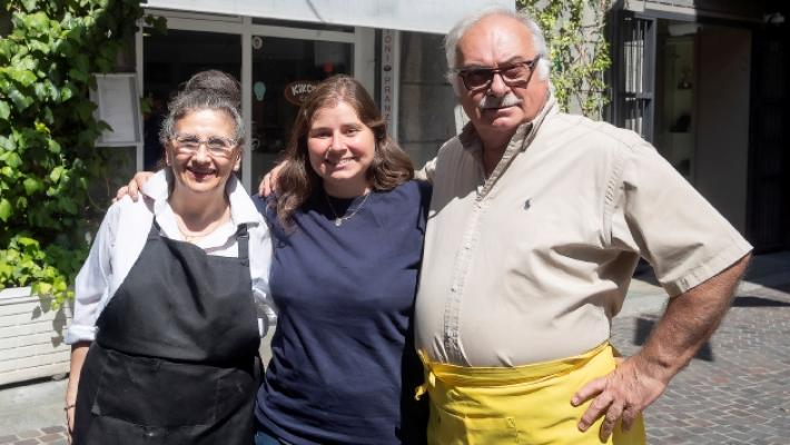 Borgo Giacomo: dopo 21 anni chiude Kicko cafè, Silvana e Claudio salutano i clienti