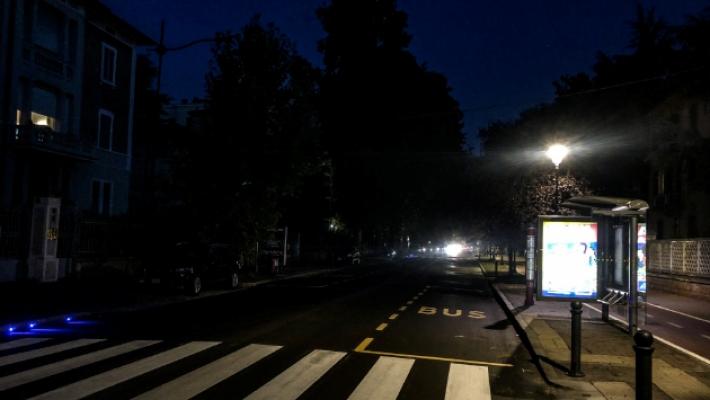 «Viale Solferino, un lato è al buio: situazione inaccettabile»
