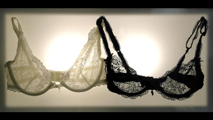 Francia: reggiseno perde terreno, impazza il 'no-bra'