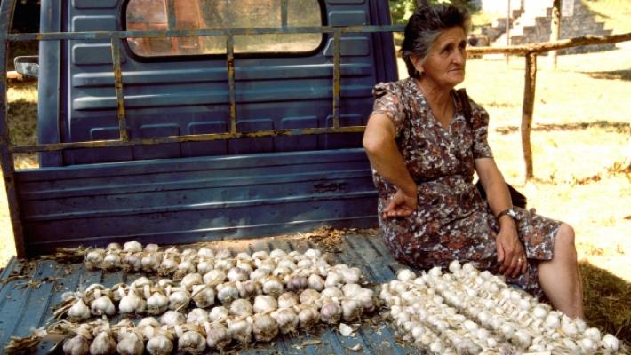 Tradizioni: aglio, i mille usi del prodigioso ortaggio