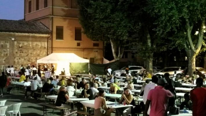 L'abbraccio di Langhirano ai senegalesi