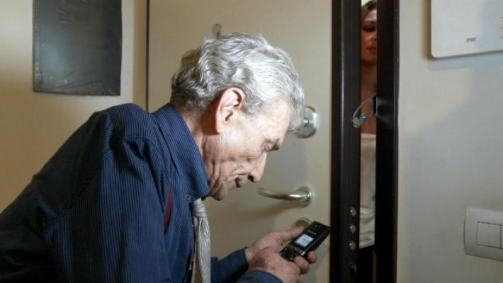 «I truffatori? Sono gentili. Diffidate dei buoni samaritani»
