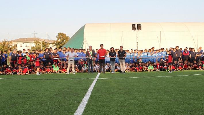 Fidenza, rifatto il campo sintetico: così il Ballotta è più bello