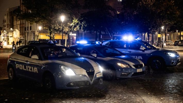 Dal centro alle zone «calde» dell'Oltretorrente: un'altra serata di intensi controlli del territorio