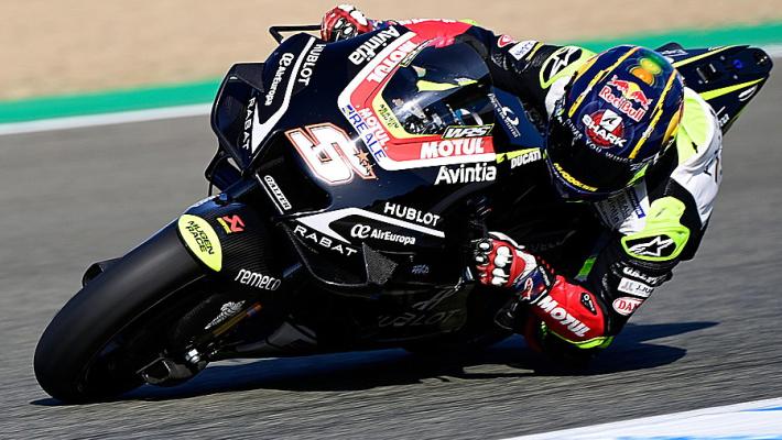Brno, la pole è di Zarco. Rossi solo decimo
