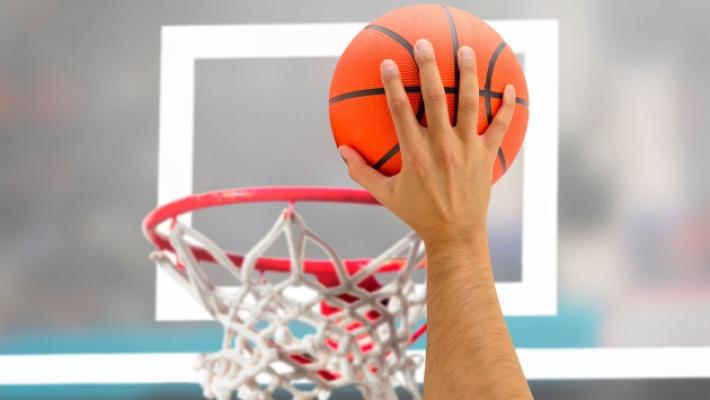 &laquo;La mia bambina disabile esclusa dai corsi extra scolastici di basket: manca l'educatore&raquo;