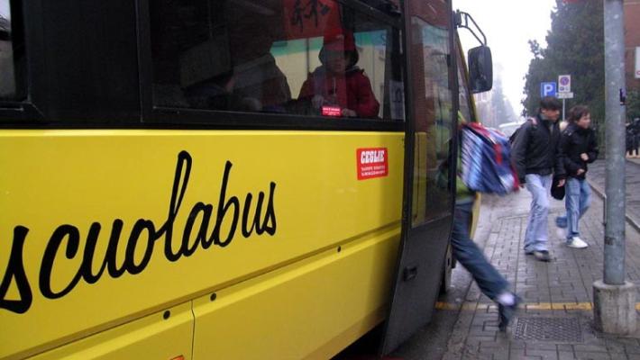 Bonaccini: "Entro la prossima settimana soluzioni condivise sugli scuolabus"