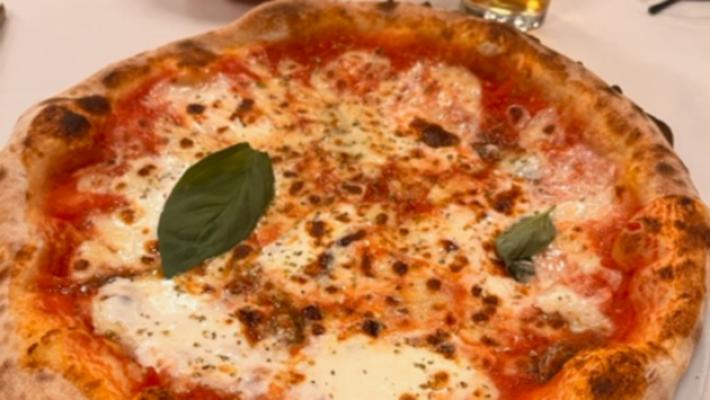 Piccolo oceano - Al metro o rotonda I diversi volti di una buona pizza