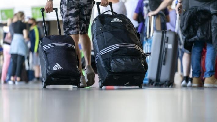 Covid, +31 casi, et&agrave; media 42 anni