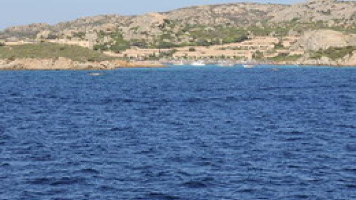 Turista cinese di 23 anni annega a La Maddalena
