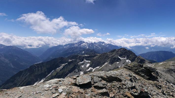 Precipitano da una cresta, morti due alpinisti in Val d'Ayas