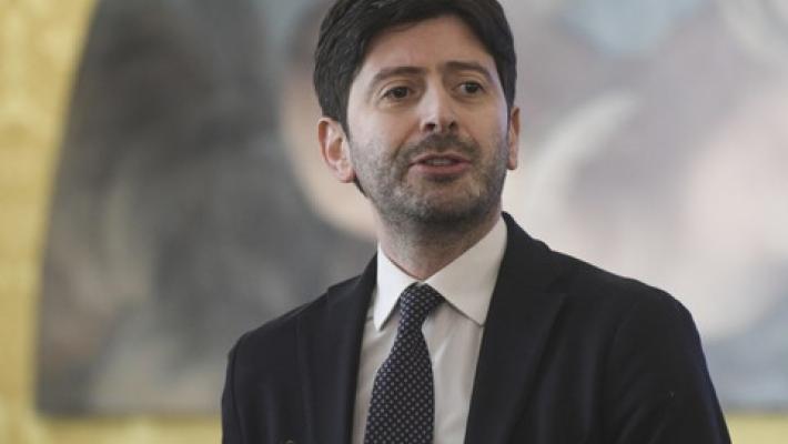 Covid, il ministro Speranza: "Non serve un lockdown, situazione diversa dalla prima fase"