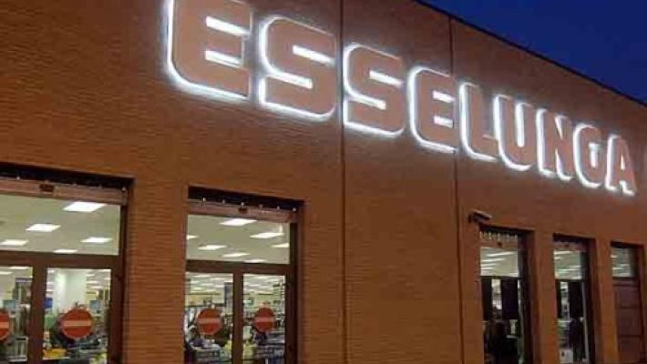  Pm di Milano, da Esselunga sfruttamento dei lavoratori 