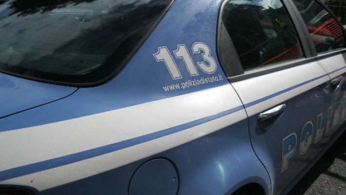 Perseguita la ex e pubblica sue foto intime, denunciato a Parma