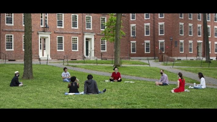 Coronavirus: Harvard non apre il campus, è la prima volta in 384 anni