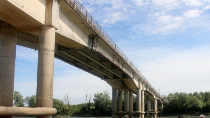 Ponte di Ragazzola, il Tar ha riammesso con riserva anche il terzo consorzio