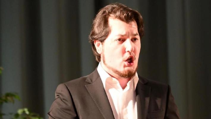 Michelangelo Turchi Sassi, 25enne talento della lirica: «Il mio modello è Bergonzi»