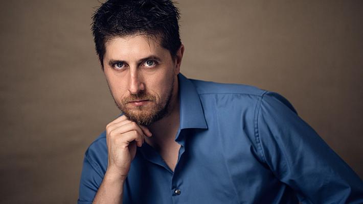 Roberto Tagliavini sostituisce Michele Pertusi nella Messa da Requiem
