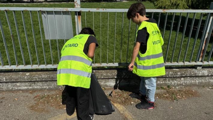 Intercral, parchi più puliti con i giovani volontari