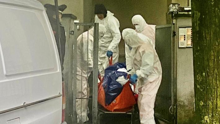 Miodini teneva un coltello sotto il cuscino. Ma lui si giustifica: «Avevo paura dei ladri»