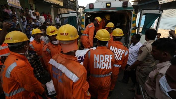 India: crolla edificio, 10 morti e 25 dispersi