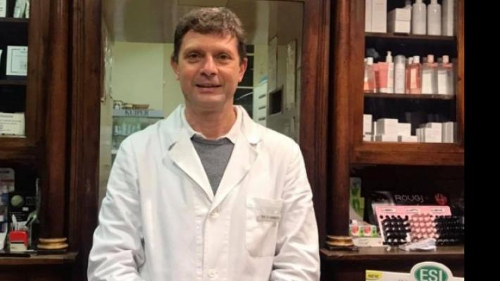 La farmacia cambia nome in ricordo di Alberto Farnetti