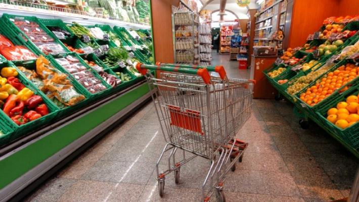 Parma è la più cara d'Italia, i rincari pesano 435 euro in più. Ecco perché: spiccano ristorazione e spese per la salute