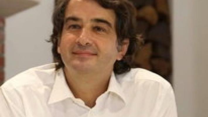 Raffaele Fitto: "Sono positivo al Covid". Contagiata anche la moglie
