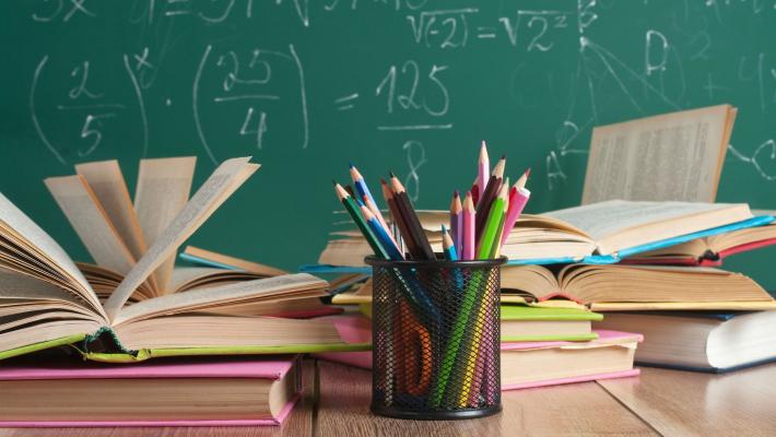 La bozza per il reclutamento docenti: 60 crediti in università poi il concorso
