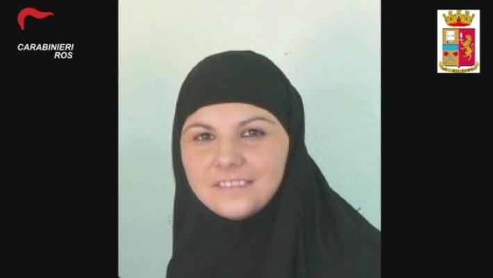 Arrestata dal Ros in Siria Alice Brugnoli, la "mamma dell'Isis"