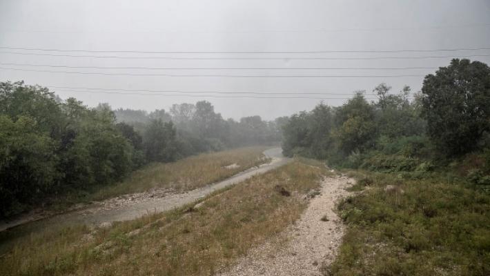 Demolizione delle baracche abusive nel Baganza: il Comune chiede 300mila euro ai «furbetti»