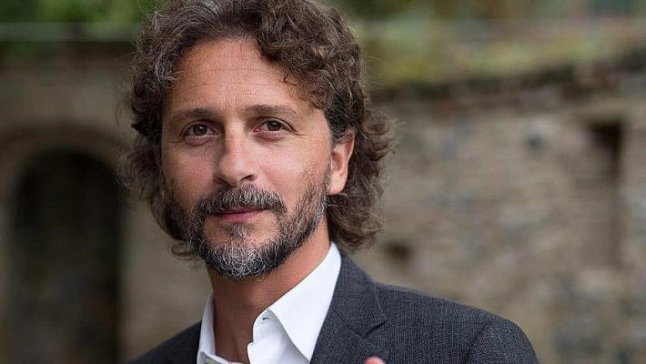 &laquo;Per come posso&raquo;, il senso  di una fuga tra Lipari e l'arte dei fiamminghi