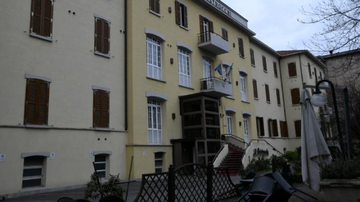 Baistrocchi chiuso ma «abitato». E in attesa della nuova asta