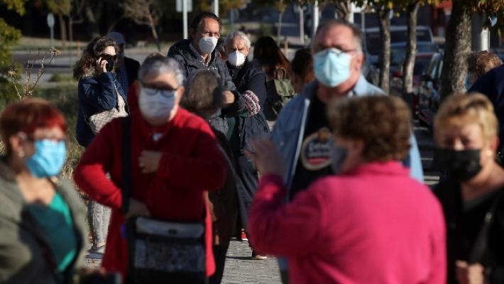 Covid: Madrid verso il coprifuoco dalla mezzanotte