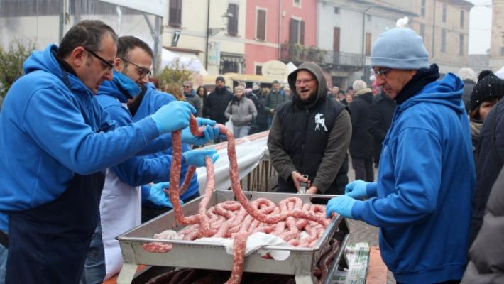 November Porc: l'assalto al maxi strolghino