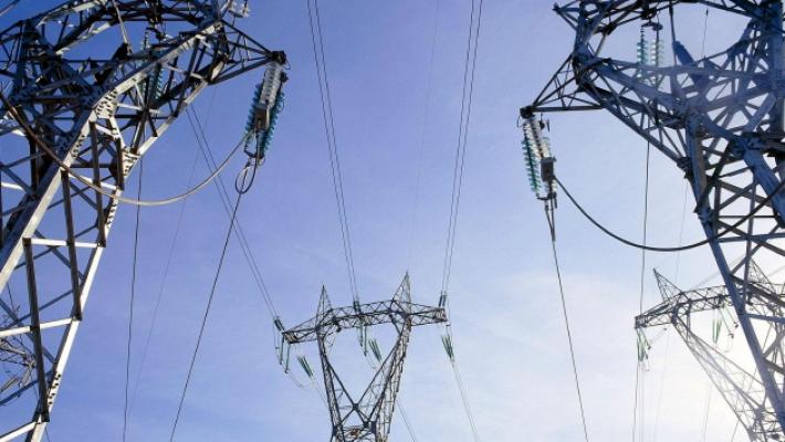 Senza elettricità per più di 9 ore, al freddo e al buio 20 condomini