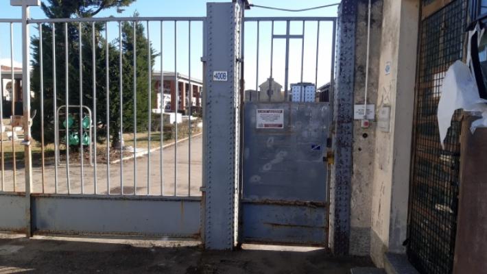 I cimiteri chiusi? Colpa dei cancelli automatizzati