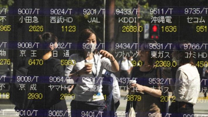 La reazione delle Borse: Asia volatile, male Milano