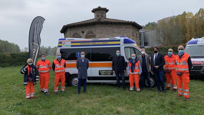 Dal Consorzio del Parmigiano Reggiano un'ambulanza all'Assistenza Pubblica 