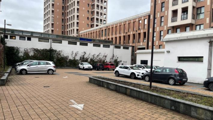 Accordo con il fallimento: al Comune il parcheggio. E da oggi si paga