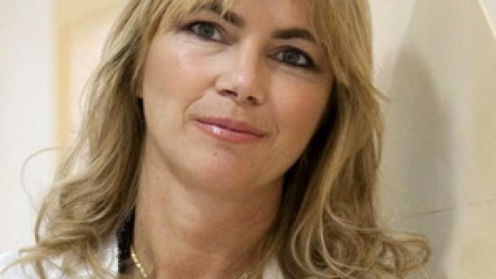 Susanna Esposito e altri medici e pediatri italiani: "Non chiudete le scuole, rischi devastanti"