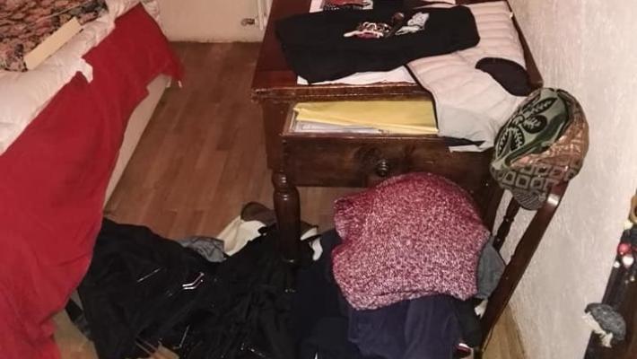 Vignale, allarme divelto e ladri in casa