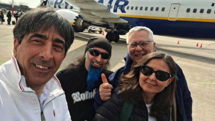 Gli angeli del fango tornano a Valencia: «C'è ancora tanto da fare»